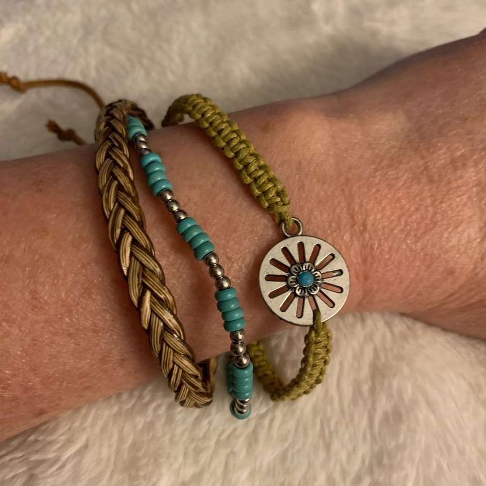 Tie rope bracelet